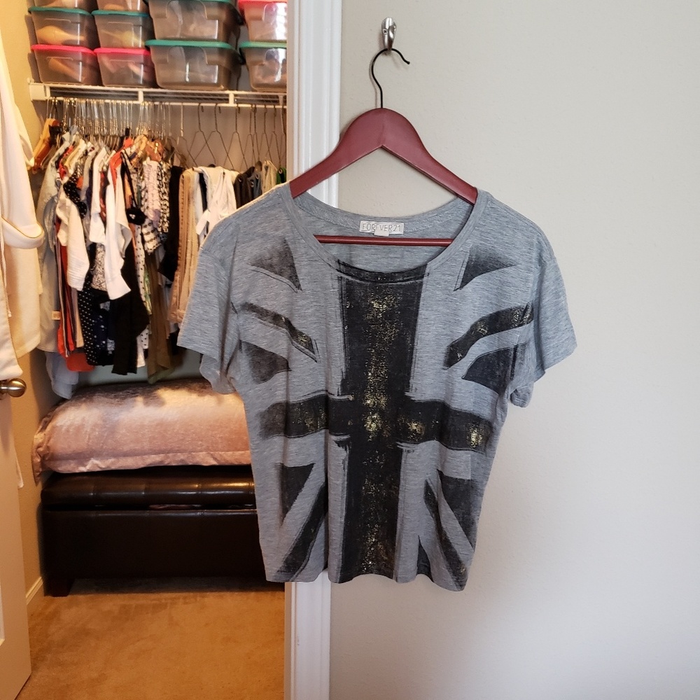 Crop top tee
